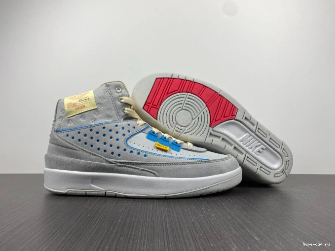 2 Grey DN3802-001 Jordan Retro Fog Union 0818